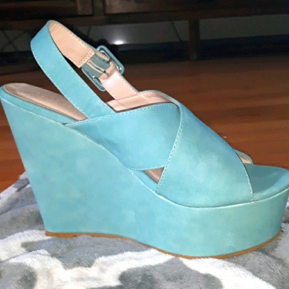 Forever 21 teal vintage wedges